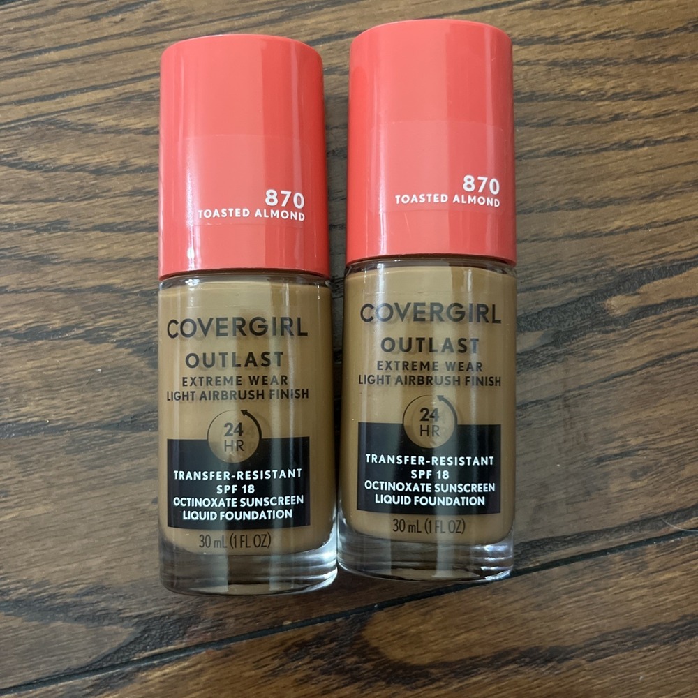CoverGirl Outlast Extreme Wear 3-in-1 Foundation #870 Toasted Almond - 2 Pack